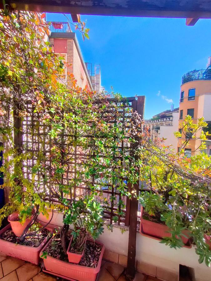 Lovely Gazebo ミラノ エクステリア 写真